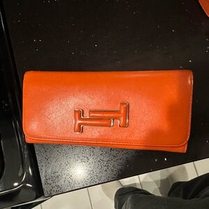 Tod’s Orange Leather wallet with Logo
